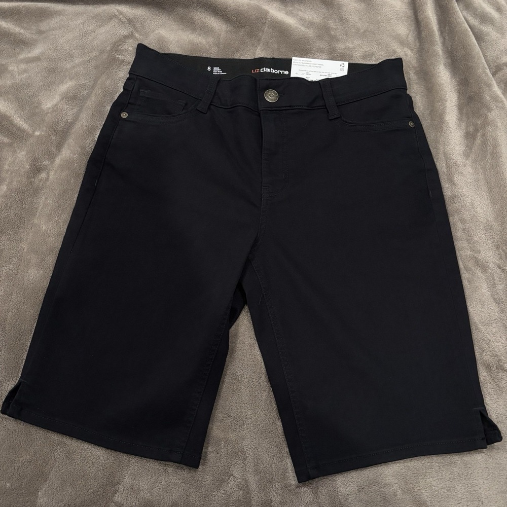 LIZ CLAIBORNE Womens Shorts Black Sara Mid Rise Flexi Waist Size 8 NWT